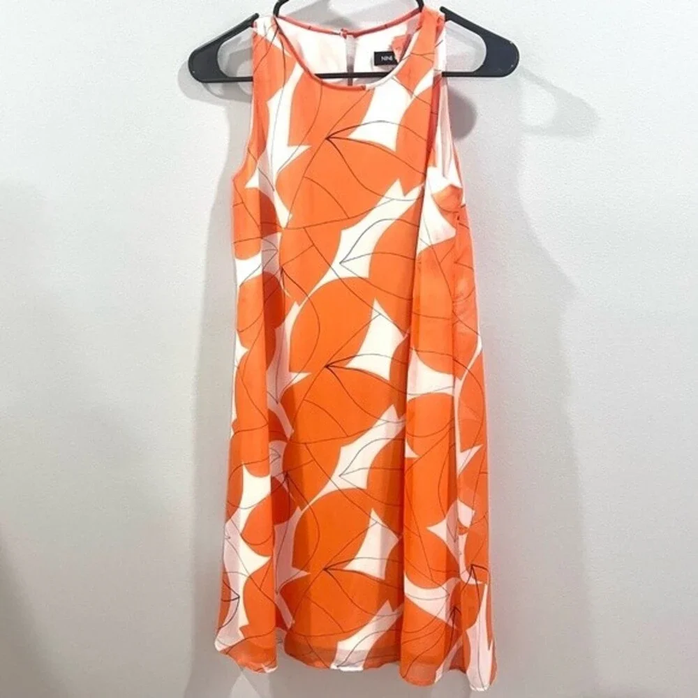 Nine West orange and white tropical abstract print shift dress size 2